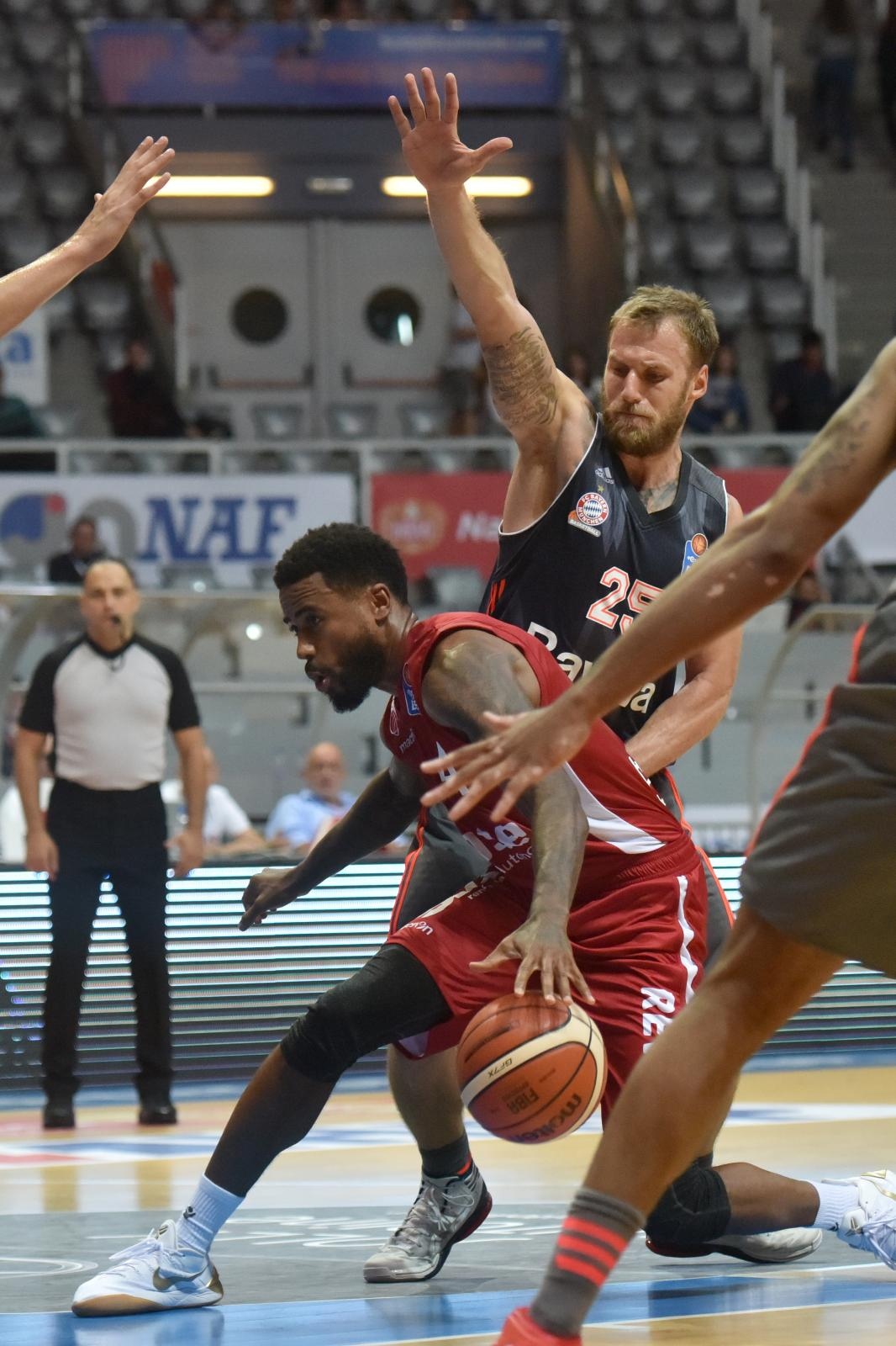 #ZDBT2017: FC Bayern Munchen – Brose Bamberg 71-58 #ZDBT2017: FC Bayern Munchen – Brose Bamberg 71-58