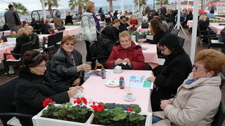 U organizaciji Općine Vir i Vir turizma virskim damama podijeljeno 400 ruža u povodu Dana žena