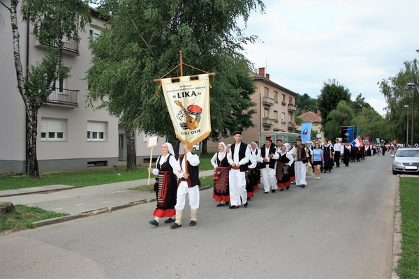 Seoska olimpijada i Smotra folklora u Ličkom Osiku. Foto: Marko Mane Ledenko