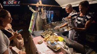 Započela 18. Noć punog miseca na zadarskoj rivi Započela 18. Noć punog miseca na zadarskoj rivi