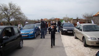 Humanitani uskrsni konvoj Zadar – Oklaj