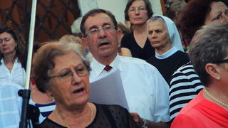 Proslava blagdana Velike Gospe: središnja večernja misa i procesija ulicama Belafuže Proslava blagdana Velike Gospe: središnja večernja misa i procesija ulicama Belafuže