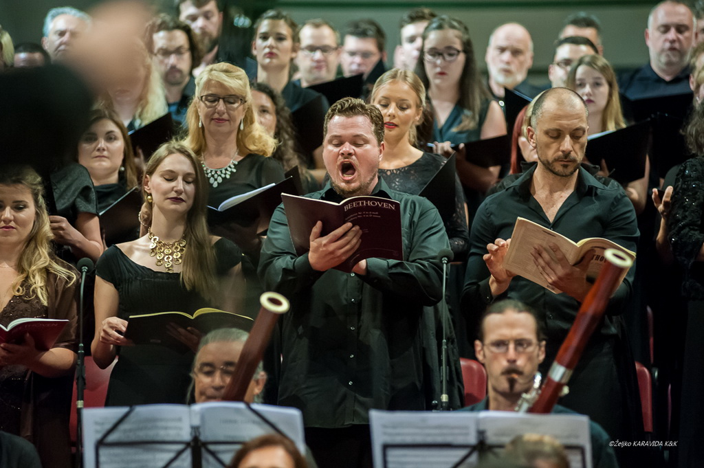 Zadarski komorni orkestar: Beethovenova Deveta simfonija u katedrali Sv. Stošije
