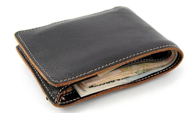 Krađa novčanika, novčanik, novac, imovina, gotovina