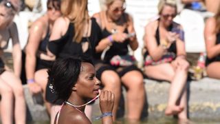 Tisno: Posjetitelji uživali drugog dana Garden festivala, Photo: Hrvoje Jelavic/PIXSELL