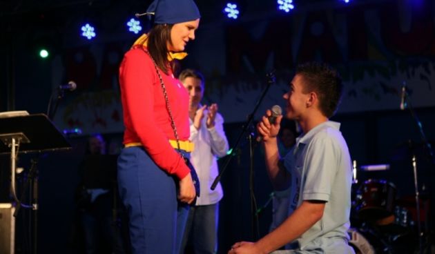 Zaprosio djevojku na norijadi, foto: CROPIX