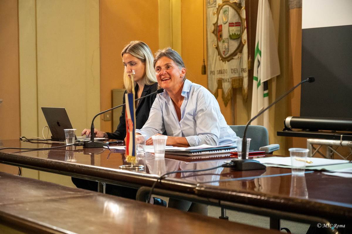 Znanstveni skup Dva glasa, jedna priča u Rimu Znanstveni skup Dva glasa, jedna priča u Rimu