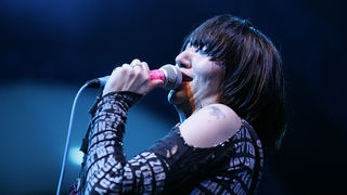 Zagreb, 240609.
Prva vecer T-mobile IN Music Festivala koji se odrzava na Jarunu na dvije pozornice. Kao zvijezde prve veceri nastupili su Lilly Allen, Kraftwerk, Franz Ferdinand na T-mobile stageu i Rokia Traore na Nokia stageu. 
Na slici: engleski bend