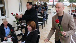 U organizaciji Općine Vir i Vir turizma virskim damama podijeljeno 400 ruža u povodu Dana žena