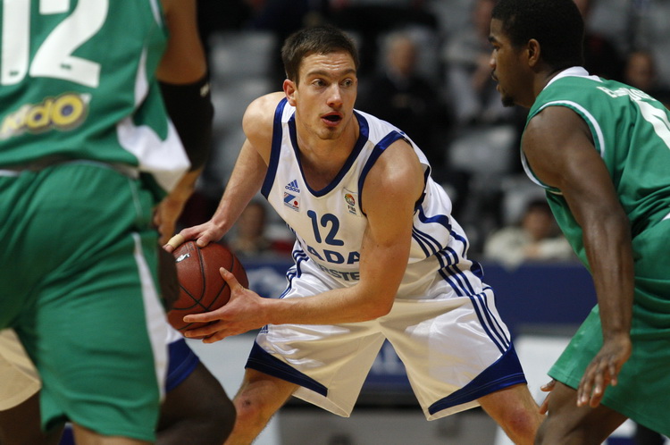 Zadar, 071210. Dvorana Kresimira Cosica. 4. kolo EuroChallenge kupa.  Kosarkaska utakmica KK Zadar – KK Pinar Karsiyaka.  Na slici igrac Zadra Pavle Marcinkovic. Foto: Jure Miskovic / CROPIX