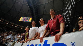 Najbolji navijači na svitu na utakmici Zadar-Cibona, Foto: Mia Čop Najbolji navijači na svitu na utakmici Zadar-Cibona, Foto: Mia Čop