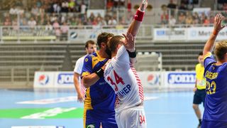 U doista sjajnoj atmosferi koju je stvorilo oko 5000 navijača iz cijele Hrvatske, naši su rukometni reprezentativci remizirali sa Švedskom i to s rezultatom 25-25. Bila je to ‘kaubojima’ pretposljednja pripremna utakmica uoči Olimpijskih igara