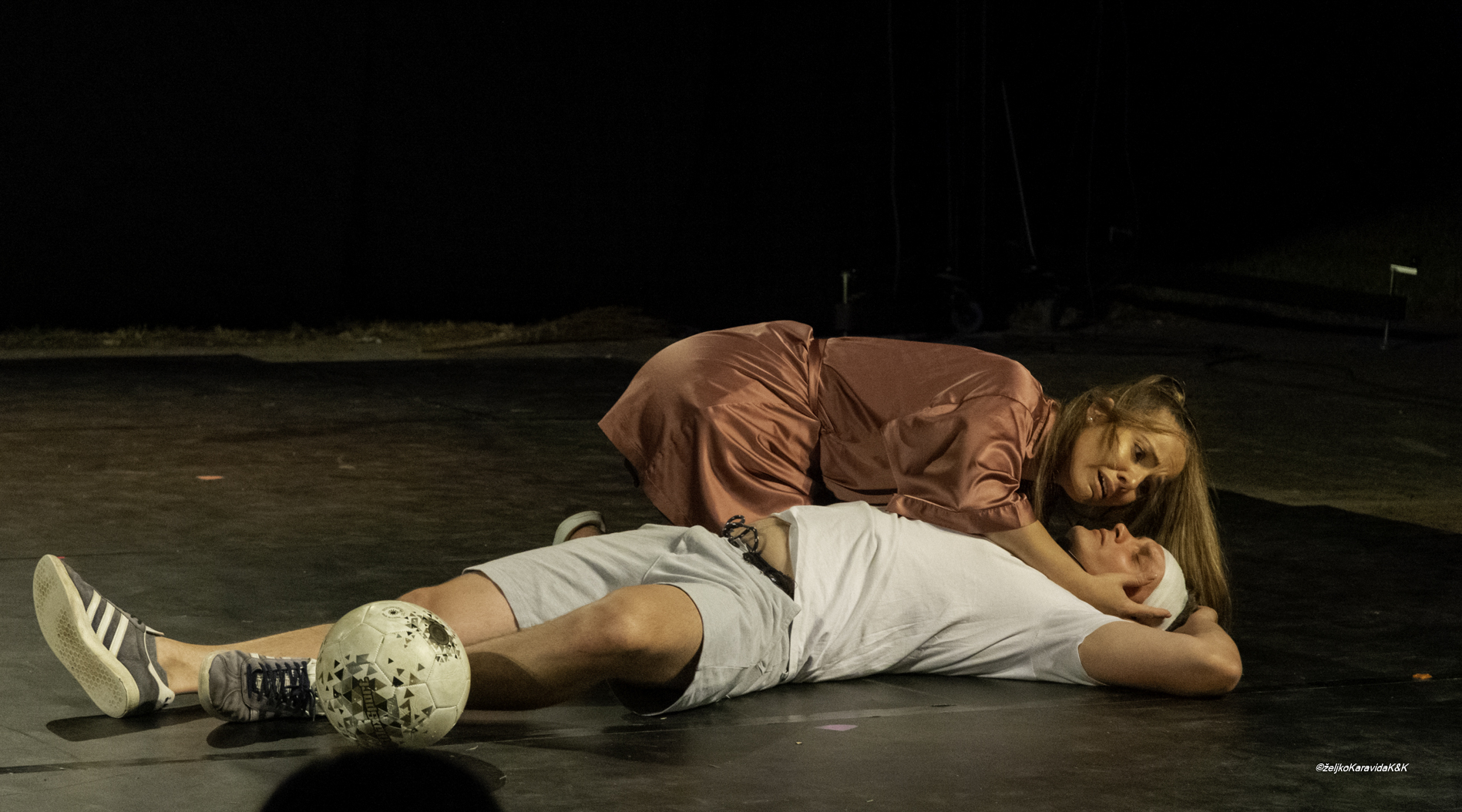 Gesta na Kapetanskom: Premijera predstave Pila naopako