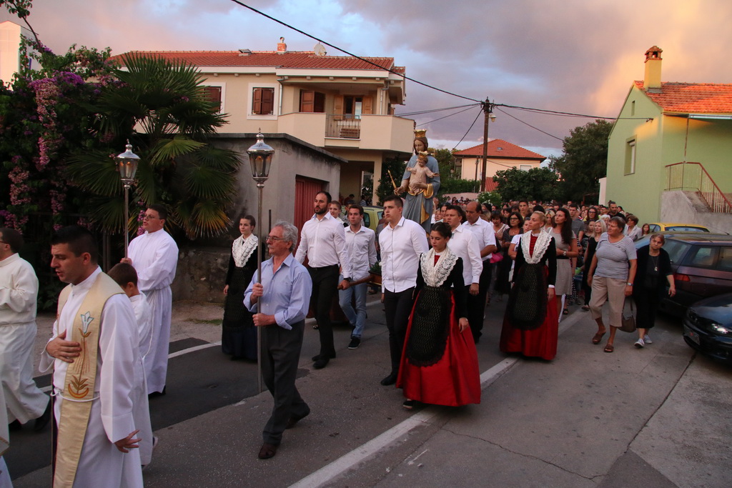 Procesija za blagdan Kraljice mira u Stanovima 22. kolovoza 2016. Procesija za blagdan Kraljice mira u Stanovima 22. kolovoza 2016.
