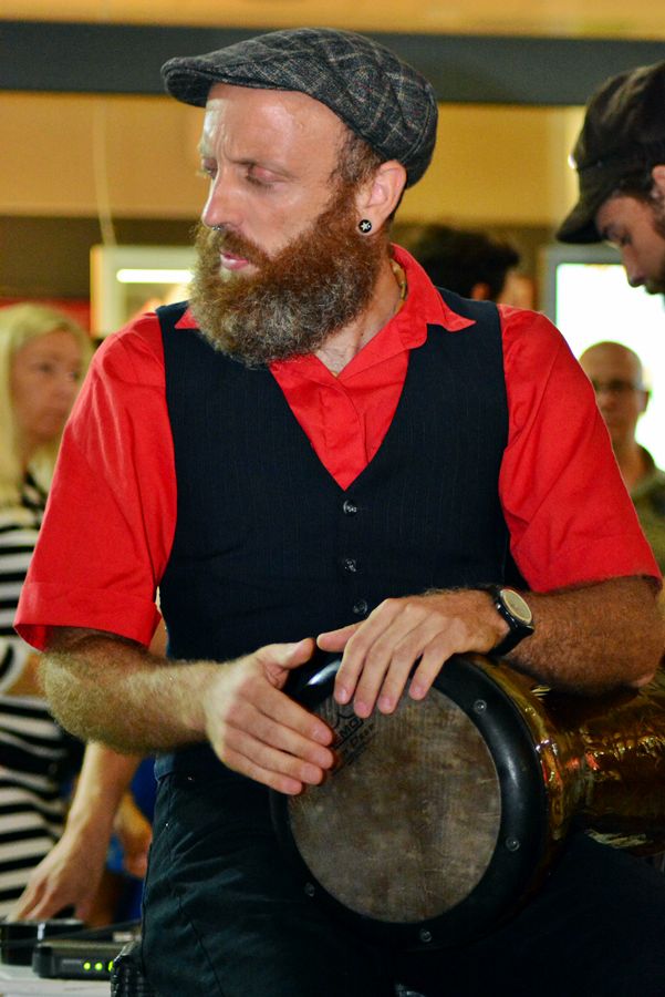 Performeri Saraswati na KalelargArt-u ; foto Iva Perinčić Performeri Saraswati na KalelargArt-u ; foto Iva Perinčić