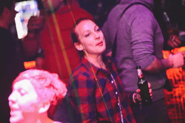 Mjesni Odbor u Maraschino Baru. Foto: Iva Perinčić Mjesni Odbor u Maraschino Baru. Foto: Iva Perinčić