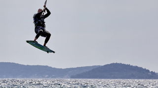 Surferi i kiteri guštali u južini na Boriku Surferi i kiteri guštali u južini na Boriku