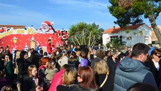 Vir: Druženje virske djece sa Svetim Nikolom Vir: Druženje virske djece sa Svetim Nikolom