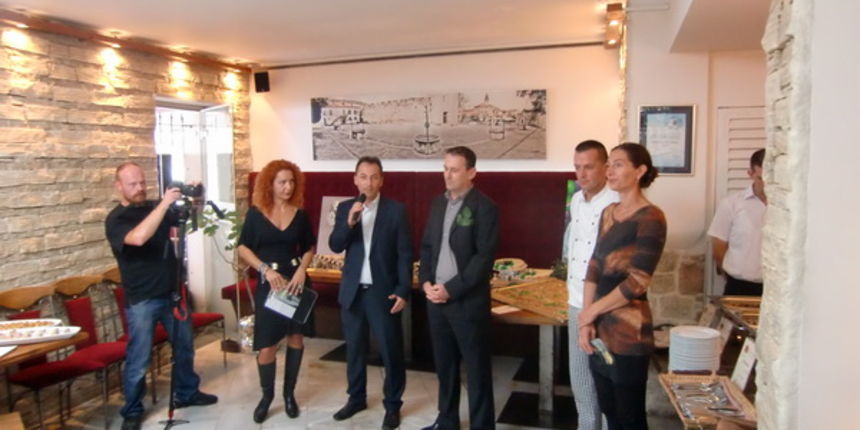 Restoran Pet bunara: “Gastro smokva” 2012.