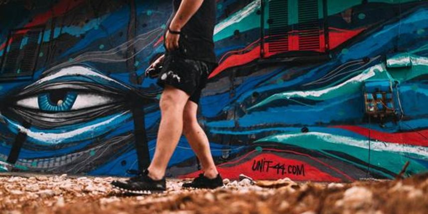 Glasoviti umjetnici oslikavaju fasade na Obonjanu