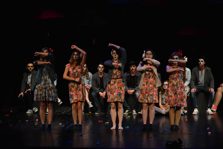 HNK Zadar: Premijera predstave “Tko i što brani”, Igrajmo se HNK Zadar: Premijera predstave “Tko i što brani”, Igrajmo se