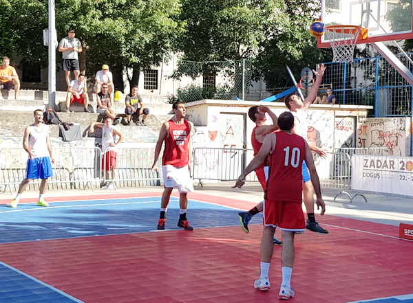 ZadarOpen 3×3: Kvalifikacijski turnir za nastup na Malbée Lipik 3X3 Challengeru 2016. Foto: Mladen Malik ZadarOpen 3×3: Kvalifikacijski turnir za nastup na Malbée Lipik 3X3 Challengeru 2016. Foto: Mladen Malik
