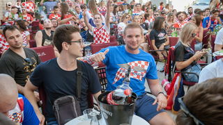 Navijačko ludilo u Zadru za vrijeme i nakon finala Svjetskog prvenstva Navijačko ludilo u Zadru za vrijeme i nakon finala Svjetskog prvenstva