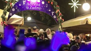 Koncertom grupe Dalmatino otveron Advent u Zadru 2022. Koncertom grupe Dalmatino otveron Advent u Zadru 2022.