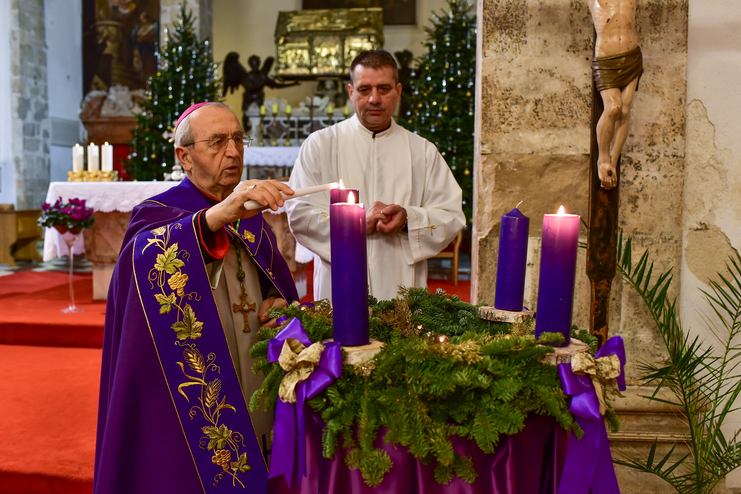 Četvrta adventska svijeća upaljena u crkvi Sv. Šime