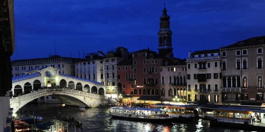 Most Rialto, Venecija