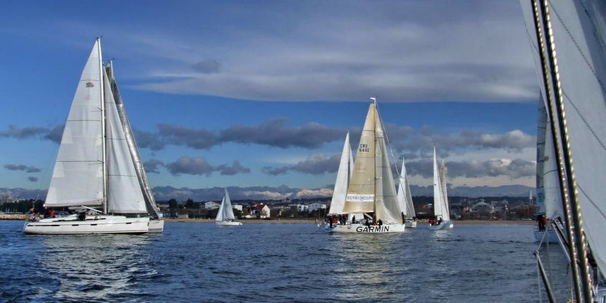 Božićna regata 2012, Foto: Leonard Kvarantan Božićna regata 2012, Foto: Leonard Kvarantan