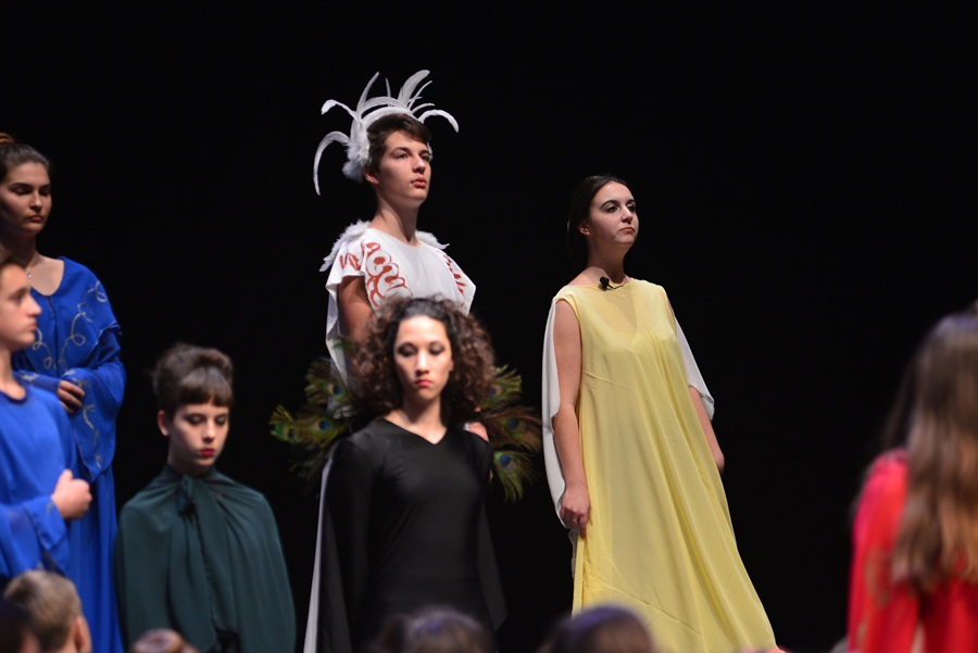 Premijera predstave “U sjeni” udruge “Igrajmo se” Premijera predstave “U sjeni” udruge “Igrajmo se”