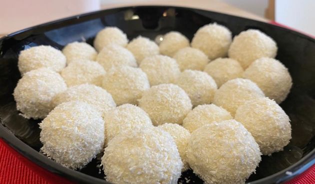 Proteinske Raffaello kuglice. Ne peču se, a imaju božanstven okus