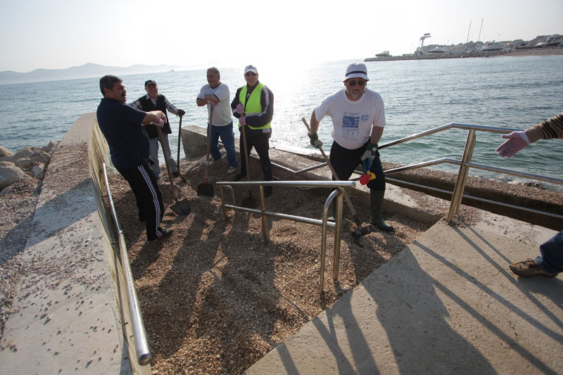 Vitrenjak: Akcija čišćenja plaže za invalide