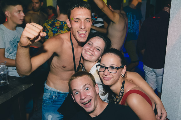 Turanjska fešta u Menfisto baru, 16.7.2015. (foto: Ivan Toman) Turanjska fešta u Menfisto baru, 16.7.2015. (foto: Ivan Toman)