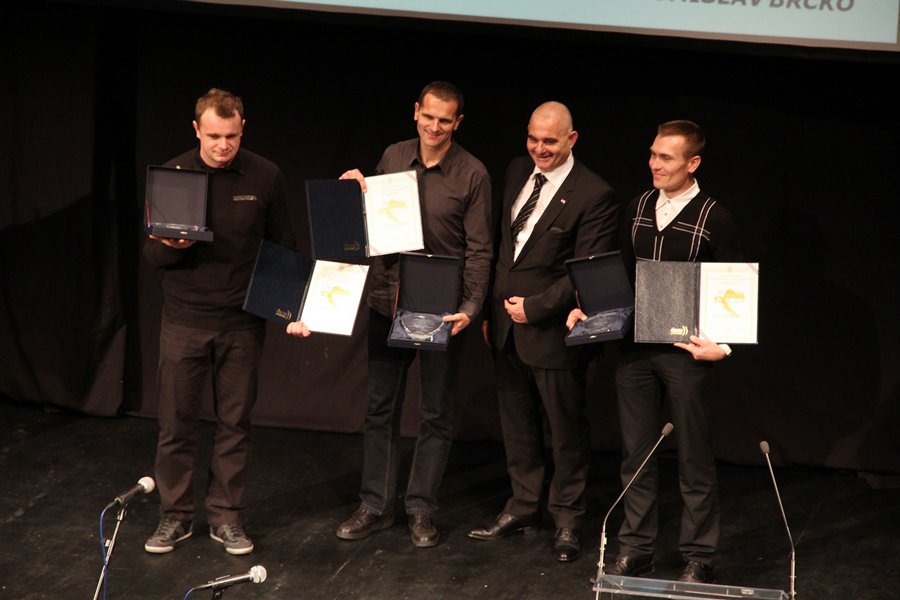 HNK Zadar: Dodjela priznanja za ”Naročiti pothvat u zaštiti i spašavanju” foto: I. Perinčić HNK Zadar: Dodjela priznanja za ”Naročiti pothvat u zaštiti i spašavanju” foto: I. Perinčić