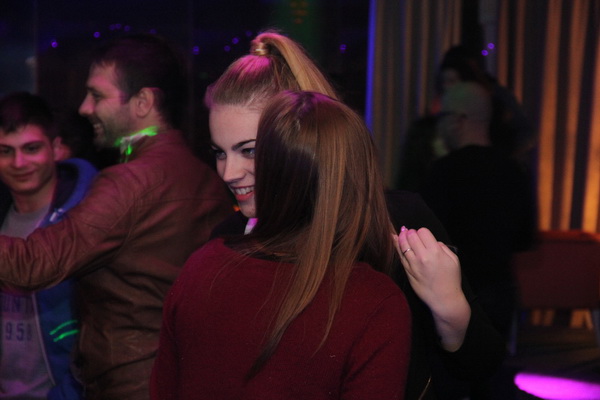 Vikend u Ledani Lounge & Baru: Red Hot Friday Night i Saturday White Fever. Vikend u Ledani Lounge & Baru: Red Hot Friday Night i Saturday White Fever.