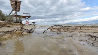 Čuvena ninska plaža Ždrijac teško stradala u poplavi