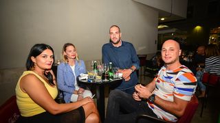 Klapa Contra oduševila u Teatro Baru i Zlatnom kutiću. Foto: Iva Perinčić Klapa Contra oduševila u Teatro Baru i Zlatnom kutiću. Foto: Iva Perinčić