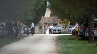 Bale: Franka i Vedran stigli s uzvanicima u stanciju Meneghetti na proslavu vjančanja