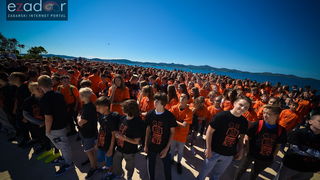 #ZDBT2017: Snimanje Milenijske fotografije košarkaške lopte na Pozdravu suncu #ZDBT2017: Snimanje Milenijske fotografije košarkaške lopte na Pozdravu suncu