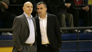 Split, 090413.
Kosarkaska utakmica 4. kola A1 kosarkaske lige Split Zadar odigrana je u dvorani na Gripama.
Na fotografiji: trener Splita Mladen Erjavec.
Foto : Jakov Prkic / Cropix Split, 090413.
Kosarkaska utakmica 4. kola A1 kosarkaske lige Split Zadar odigrana je u dvorani na Gripama.
Na fotografiji: trener Splita Mladen Erjavec.
Foto : Jakov Prkic / Cropix