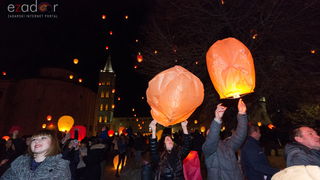 Humanitarni svjetlosni spektakl “Zaželi ljubav” na zadarskom Forumu, 18. veljače 2017. Humanitarni svjetlosni spektakl “Zaželi ljubav” na zadarskom Forumu, 18. veljače 2017.