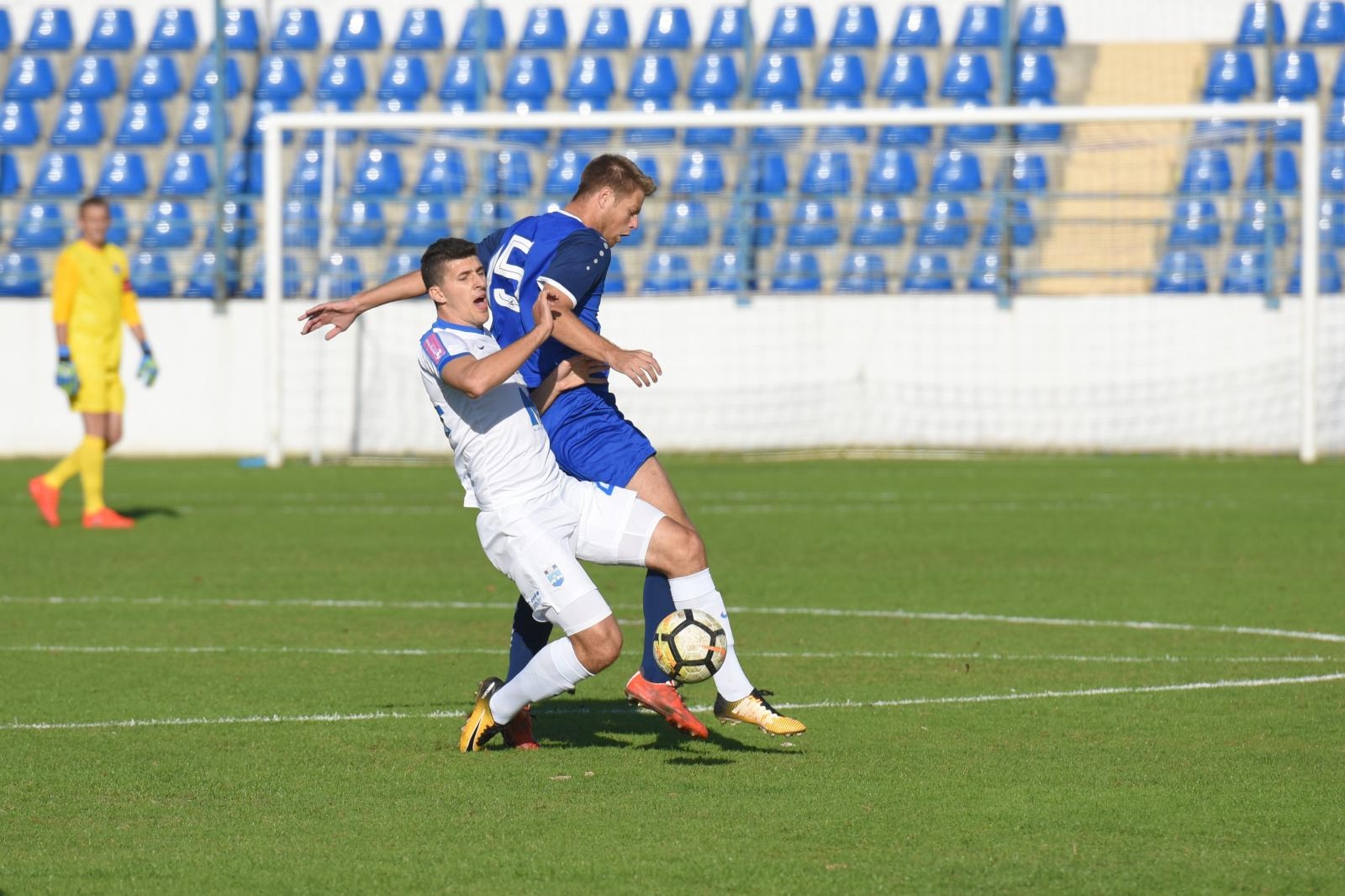 Hrvatski nogometni kup: NK Zadar – NK Osijek 0-4 Hrvatski nogometni kup: NK Zadar – NK Osijek 0-4