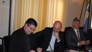 Ministar Tolušić potpisao ugovore za sanaciju šteta od poplave Ministar Tolušić potpisao ugovore za sanaciju šteta od poplave