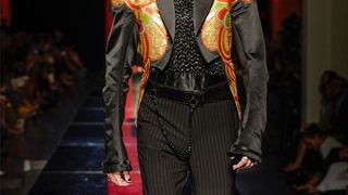 Jean Paul Gaultier Haute Couture, jesen/zima 2012, foto-accoridngtojerri.blogspot.com Jean Paul Gaultier Haute Couture, jesen/zima 2012, foto-accoridngtojerri.blogspot.com