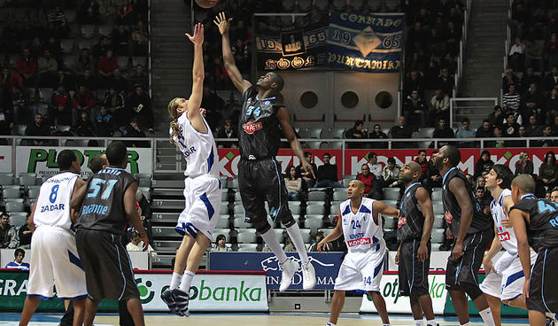 KK Zadar – KK Chorale Roanne