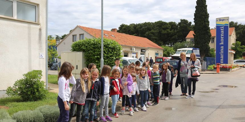 Dana 22. svibnja u marini Kornati u Biogradu na Moru organizirana je radionica i edukacija povodom obilježavanja Međunarodnog dana biološke raznolikosti i Dana zaštite prirode u kojoj su sudjelovala djeca iz dječjeg vrtića “Cvit”, Sv. Filip i Jakov Dana 22. svibnja u marini Kornati u Biogradu na Moru organizirana je radionica i edukacija povodom obilježavanja Međunarodnog dana biološke raznolikosti i Dana zaštite prirode u kojoj su sudjelovala djeca iz dječjeg vrtića “Cvit”, Sv. Filip i Jakov