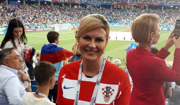 Kolinda Grabar-Kitarović prati Vatrene na tribinama u Rusiji