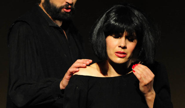 Zadar, 22.07.2013. snimio: Nenad Marčev 
otvorenje Međunarodne ljetne škole 
hrvatskog jezika i kulture – Zoranićeva Arkadija 
HNK Zadar
Milan Begović: BEZ TREĆEGA 
redatelj: Vinko Radovčić 
izvode: Žana Bumber, Vinko Radovčić 
Dvorište Provid